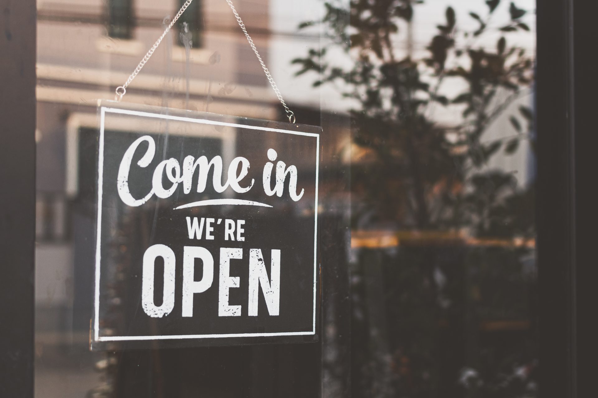 ️ Store Reopening Checklist for Retailers - Brand Standards Intelligence